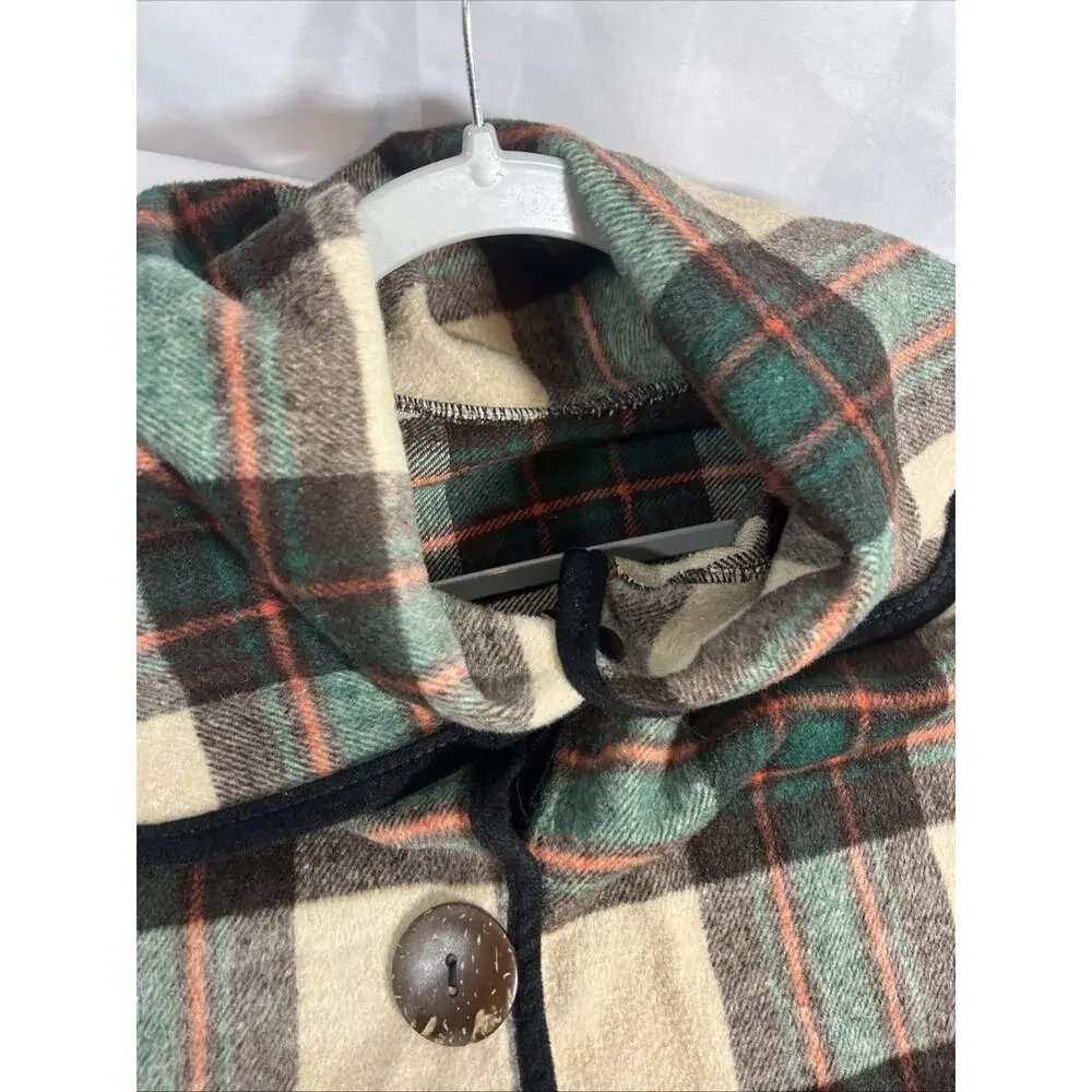 Vintage Classic Plaid Wood Button Tartan Equestrian Preppy Shawl Cape Overcoat